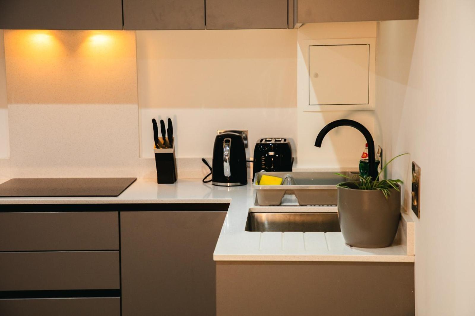 City Centre Luxury Apartment 贝尔法斯特 外观 照片